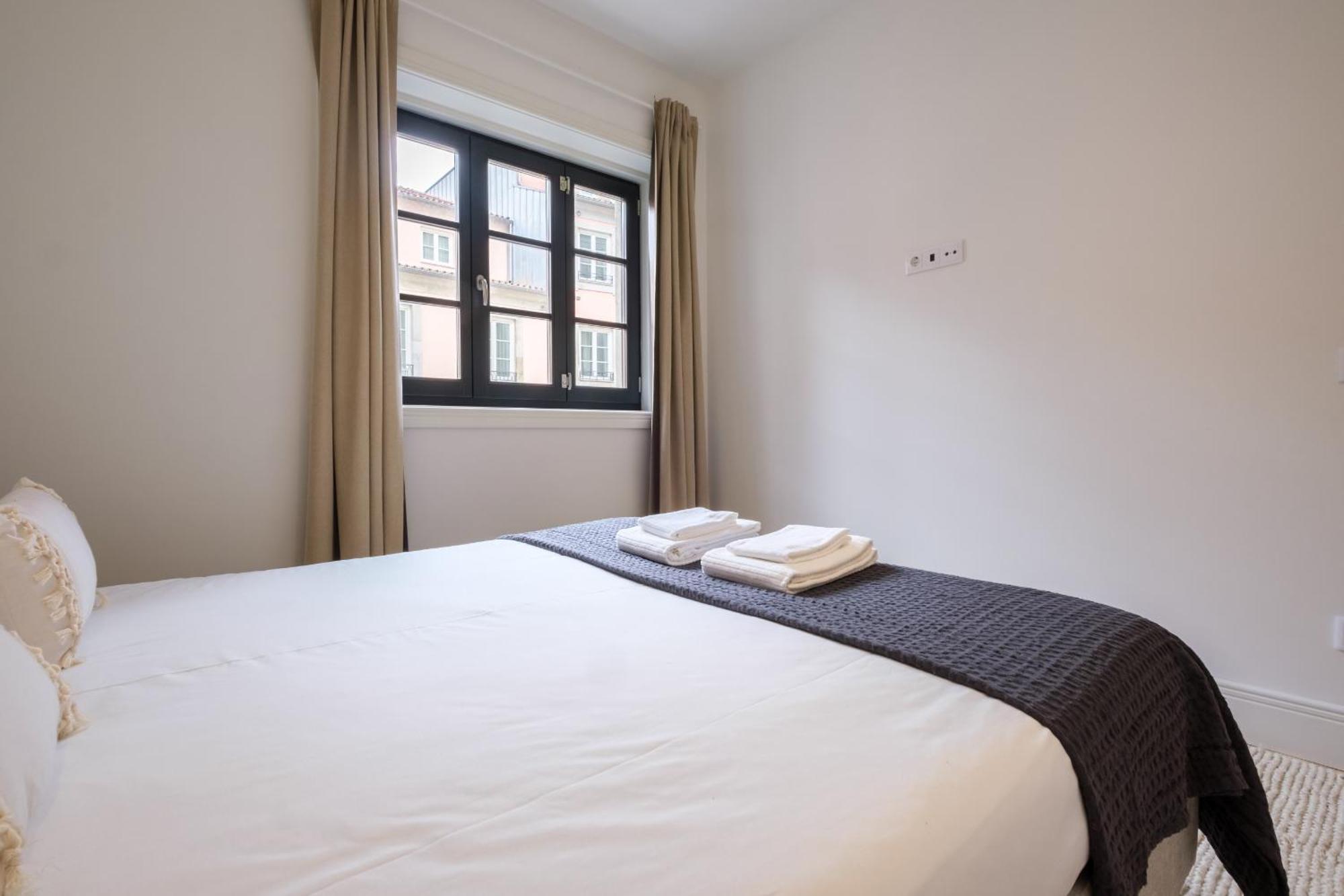 Art Deco 13 Luxury 2br Downtown Metro Ac *
